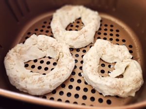 momsypoo.com - homemade gluten free bagel