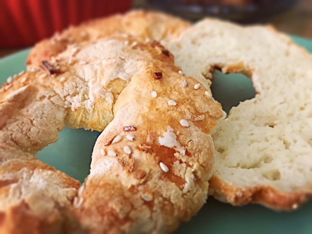 momsypoo.com - homemade gluten free bagel